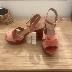Chinese laundry heels